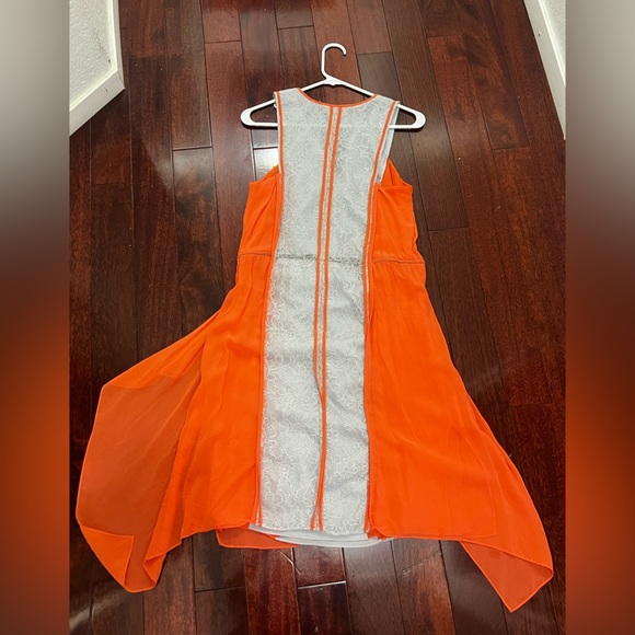 BCBG flowy Orange and Gray Sleeveless Dress - Picture 3 of 3